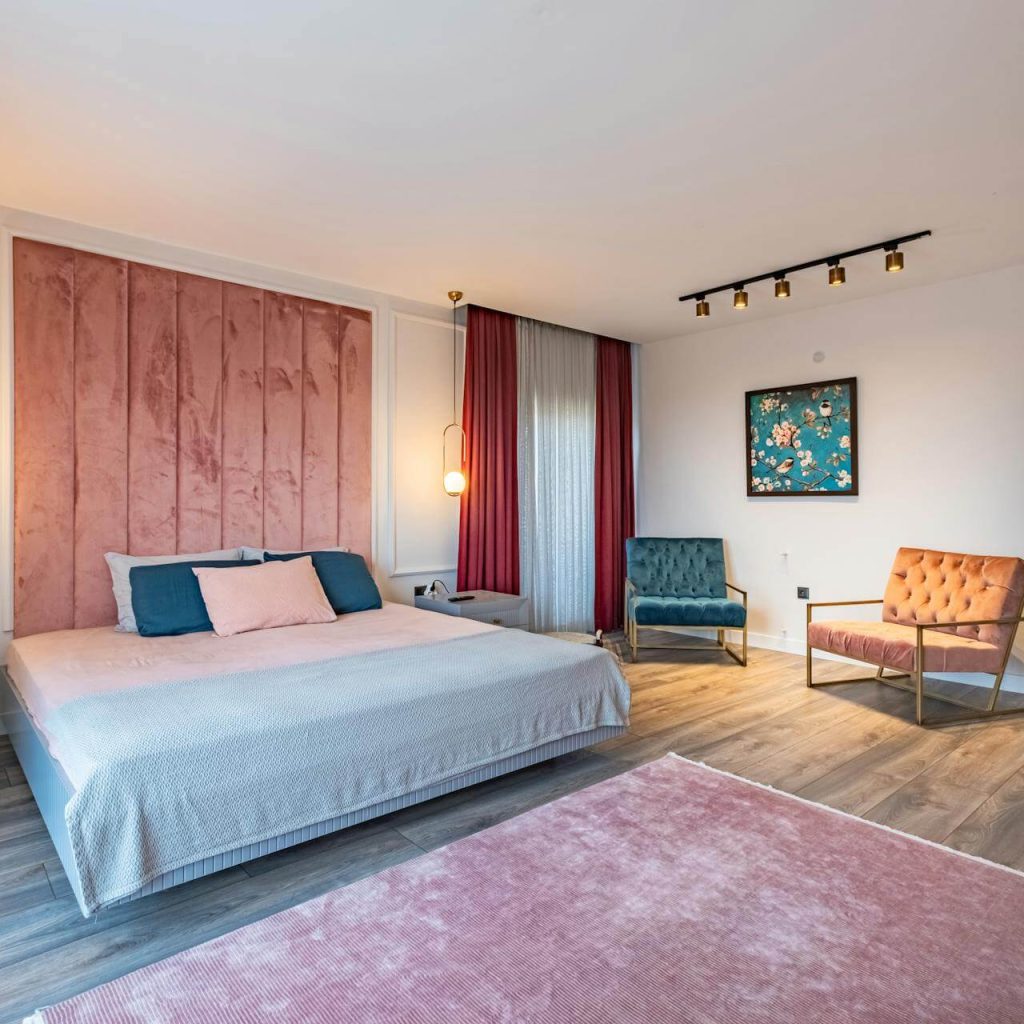 acropolis-crown-suite-1