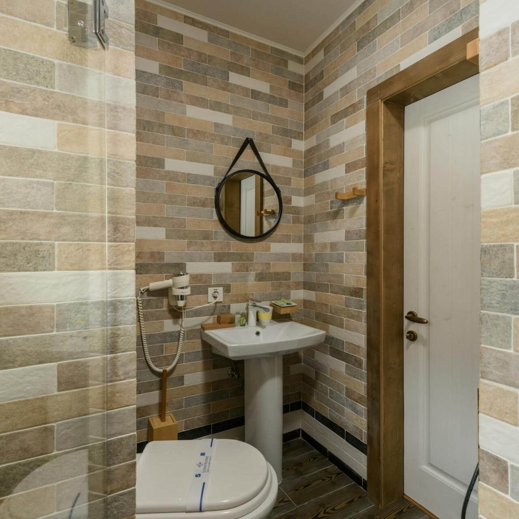 athens-crown-standard-3