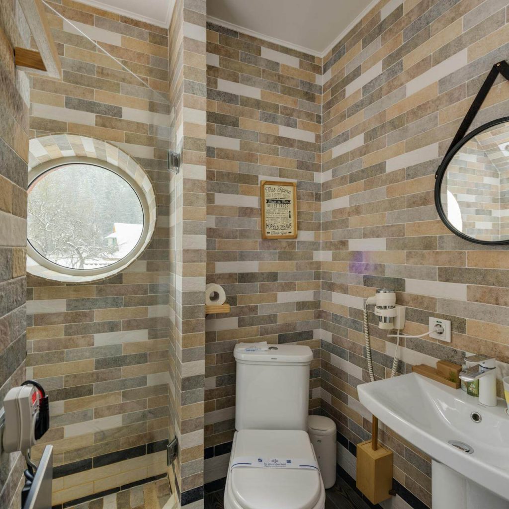 athens-crown-standard-4